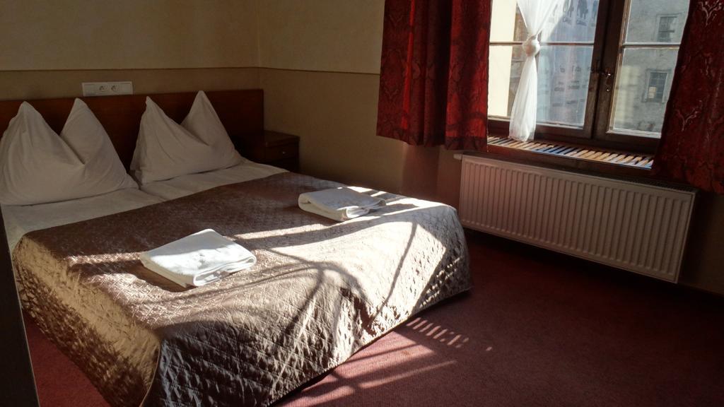 Zamek Miedzylesie Hotel ภายนอก รูปภาพ
